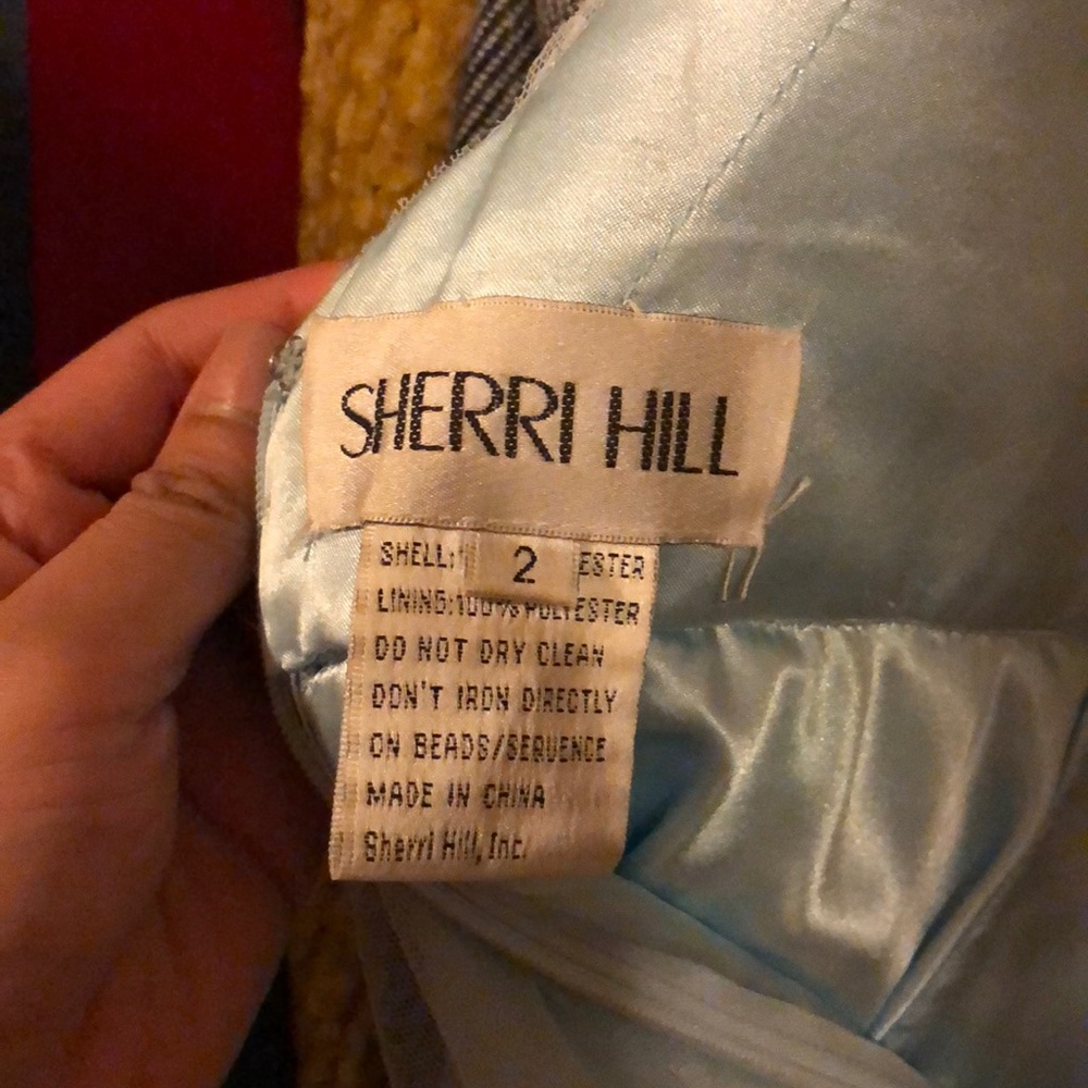 Sherri Hill prom dress - Picture 5 of 6